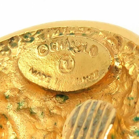 CHANEL Logo Clip on Earrings Gold Metal - e60407a - Picture 8 of 11